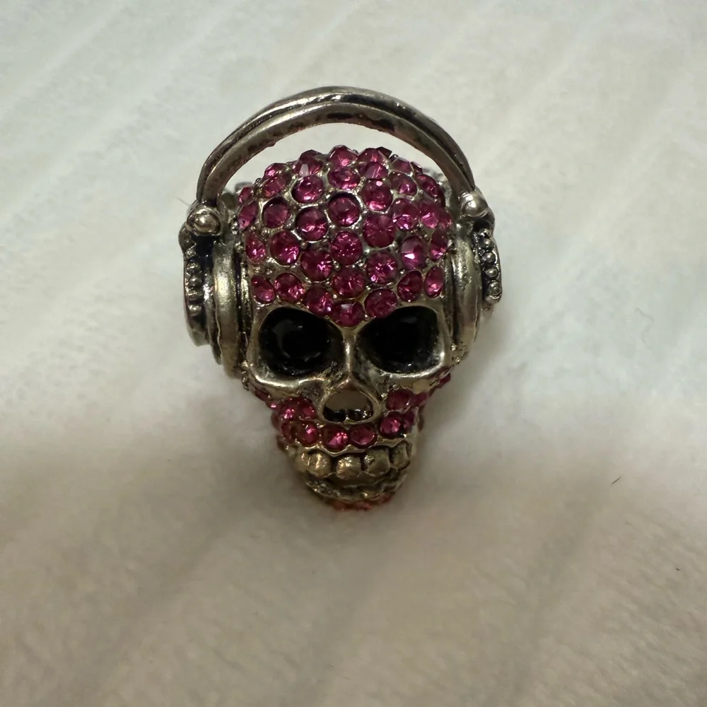 Skeleton Ring - Picture 1 of 3